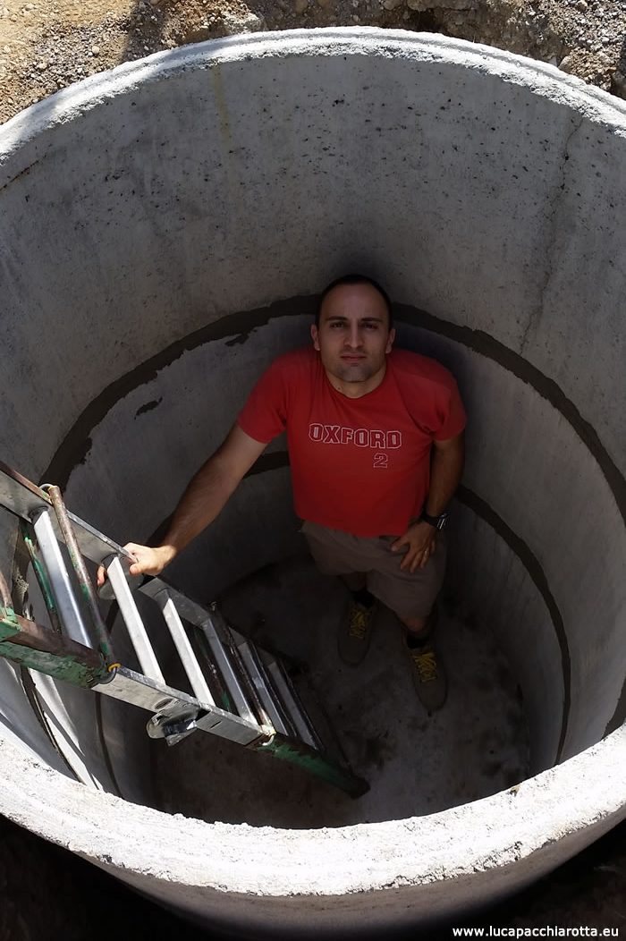 Cisterna recupero acqua: fondo e anelli in cemento